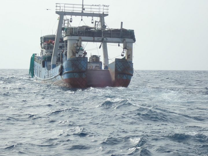La dura situación de los trabajadores del mar