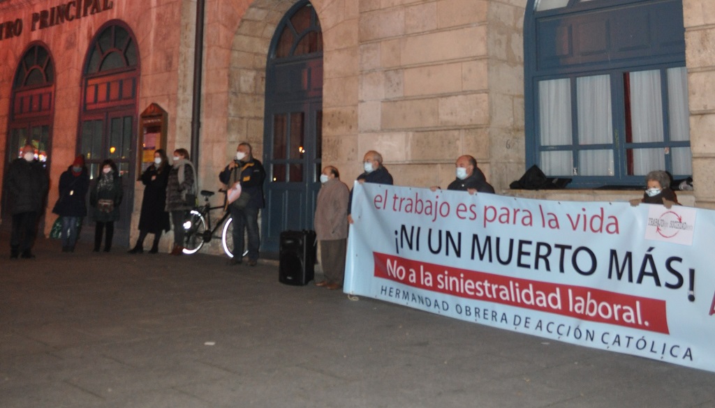 Trabajadores cristianos de Burgos se concentran por los últimos accidentes laborales mortales