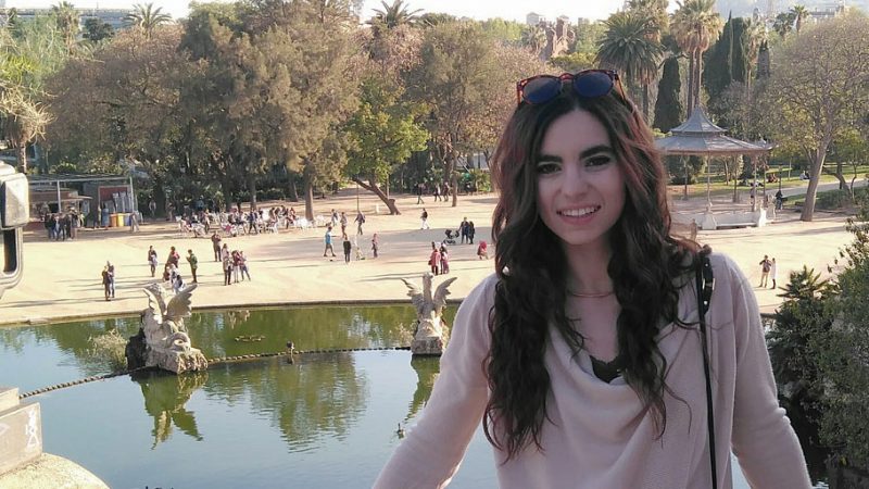 Clara Fernández-Merino: «Si el futuro laboral se ve comprometido, el ámbito estudiantil se ve perjudicado»