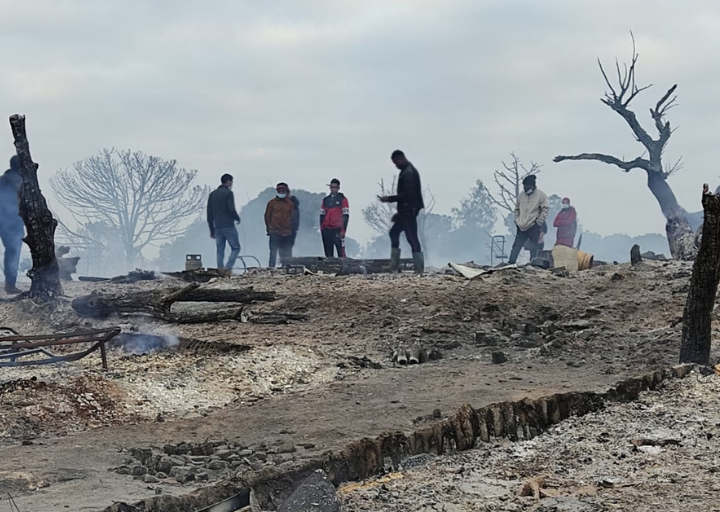 Trabajadores cristianos de Huelva critican la “indolencia y pasividad” en el incendio del asentamiento de personas migrantes