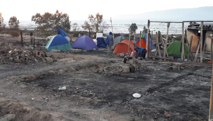 Colectivos cristianos denuncian “la desolación”, semanas después del incendio en un asentamiento en Almería