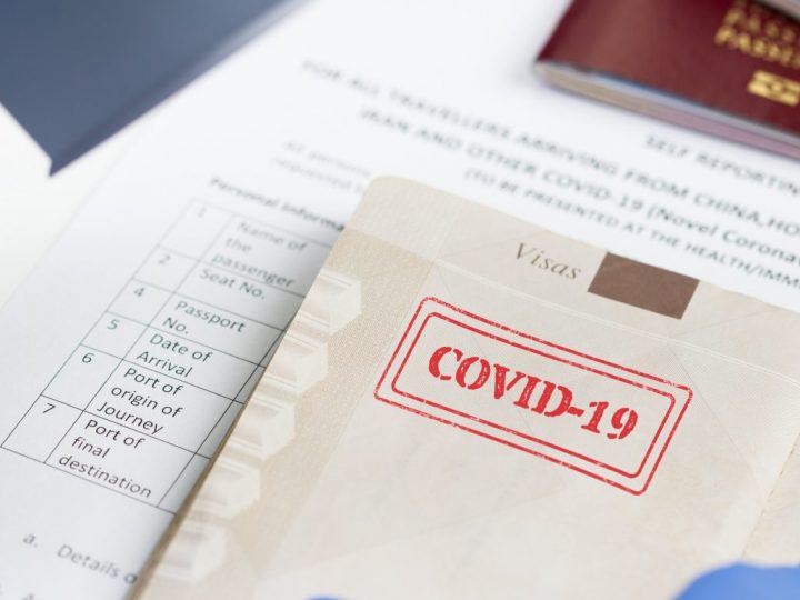 ¿Vulnera derechos el pasaporte de vacunación contra la COVID-19?