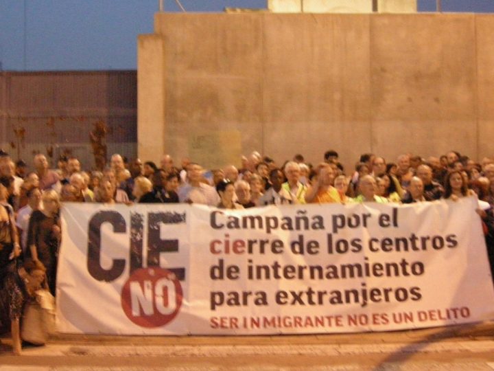La campaña “CIEs NO” pide el cierre del CIE de Valencia ante la imposibilidad de contener el brote de COVID-19