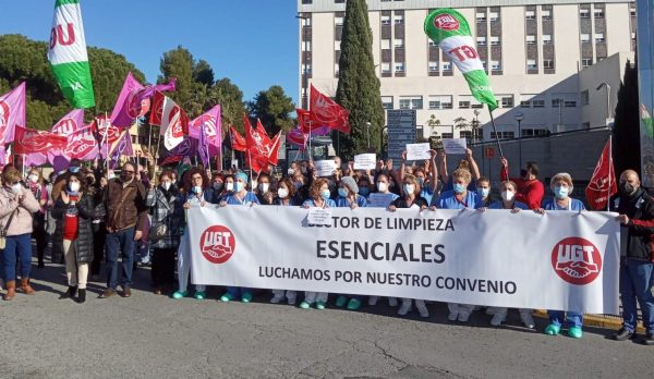Trabajadoras de la limpieza de Córdoba, en huelga indefinida para ...
