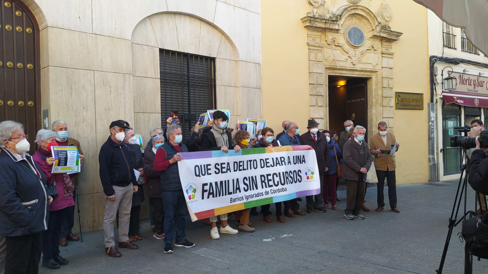 La asociación de Barrios Ignorados denuncia la pobreza que sufren un millón de personas en 95 barrios de Andalucía
