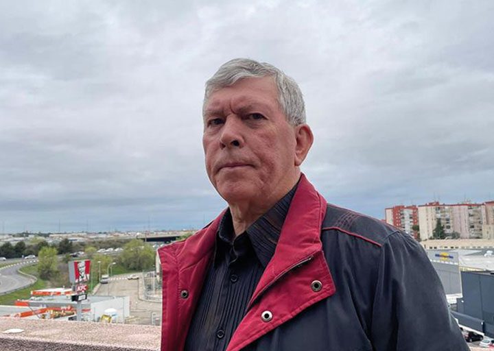 José Luis Gundín: «Cortaban el amianto con serruchos de carpintero»