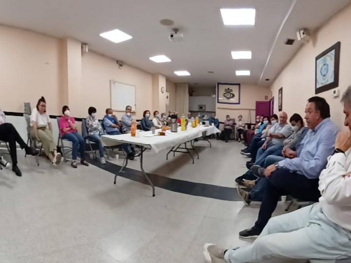 Encuentro entre cristianos y sindicalistas en Burgos