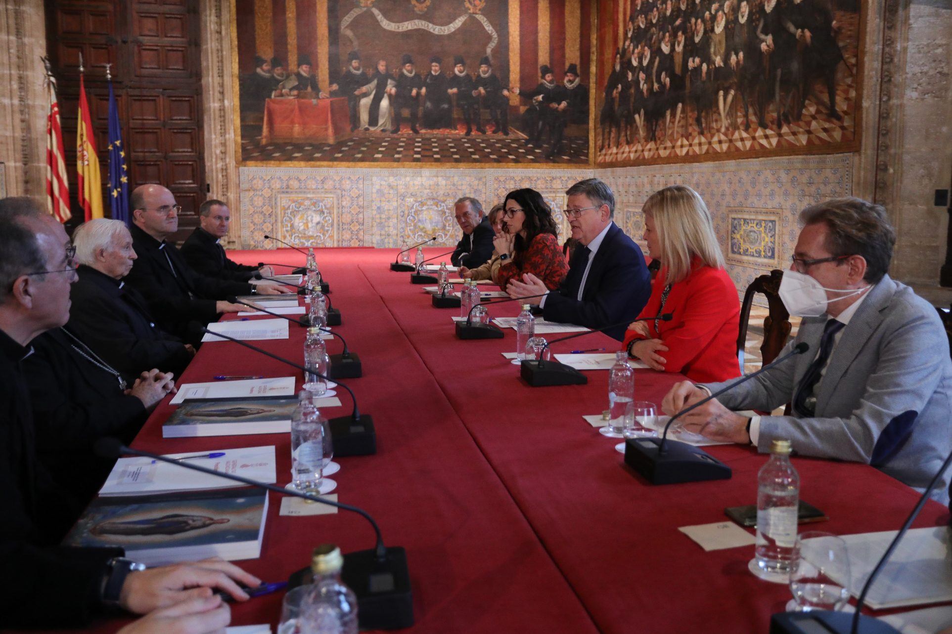 Gobierno e Iglesia valenciana establecen una comisión para cooperar por el bien común