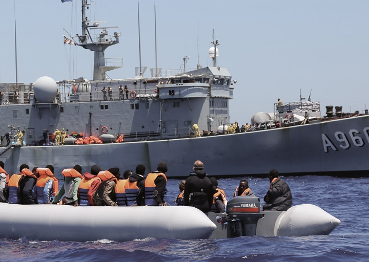 La banca española financia la militarización de las fronteras del Mediterráneo