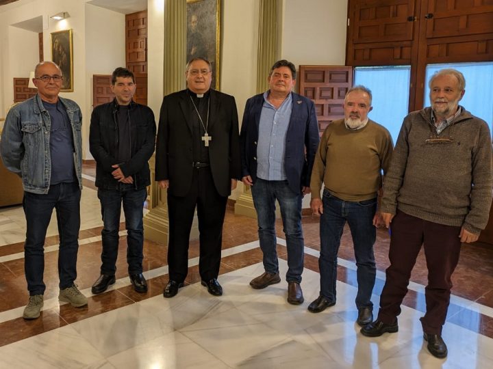 La Iglesia de Granada y los sindicatos comparten preocupación por la precariedad laboral