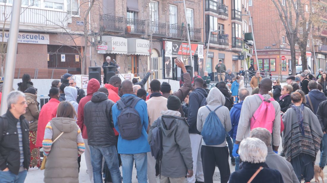 El movimiento vecinal de Carabanchel Alto defiende el derecho a migrar